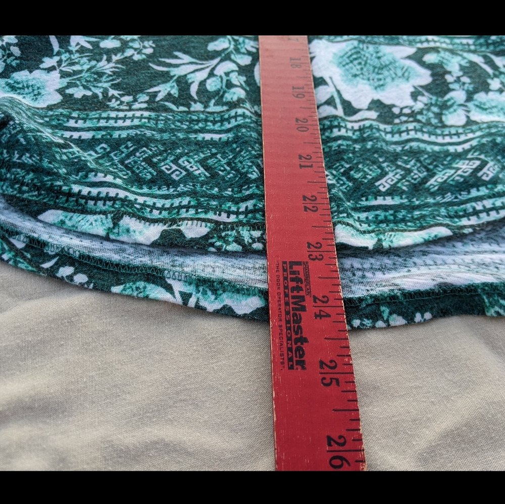 Sonoma Goods for Life Green Tropical T-Shirt - Picture 9 of 11